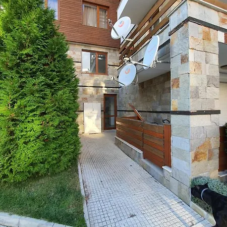 Rodinny Apartman Robinson Beach شقة