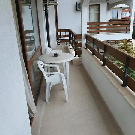 شقة Rodinny Apartman Robinson Beach
