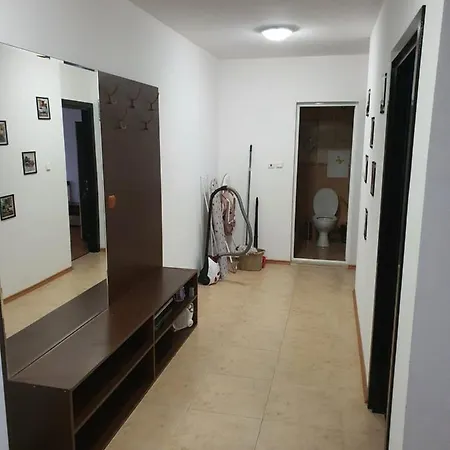 Rodinny Apartman Robinson Beach * النايت